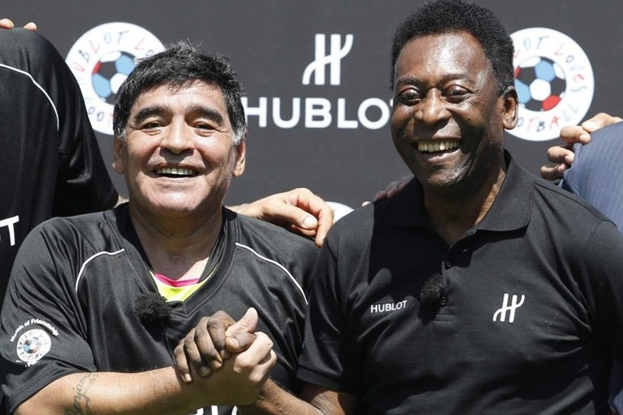 Giải đáp thắc mắc muôn thuở của người hâm mộ: Pele va Maradona ai gioi hơn?